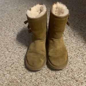 Koolaburra by Ugg Women’s Victoria Short Fashion Boot Size 6